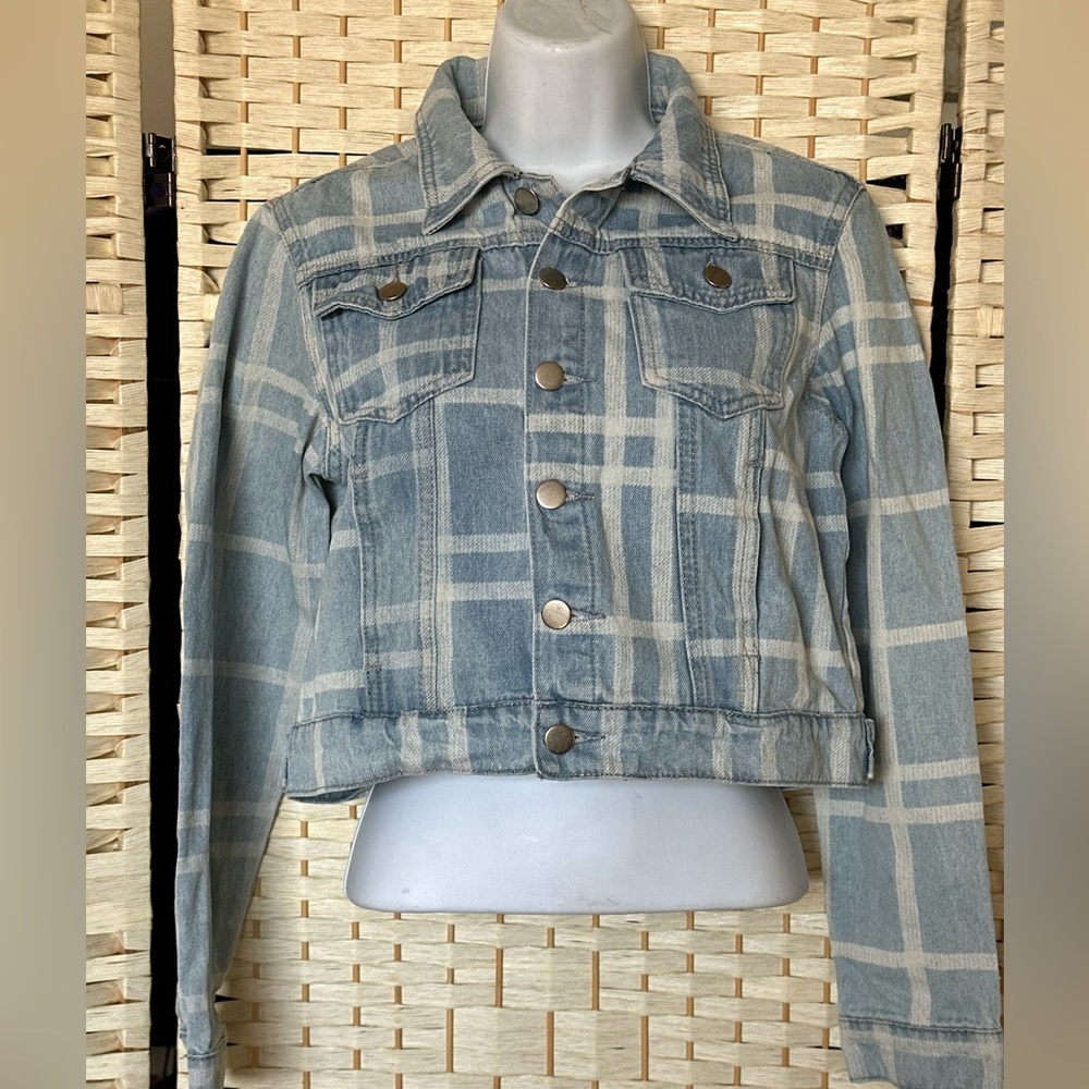 Boohoo Blue Plaid Jean Jacket Size 4